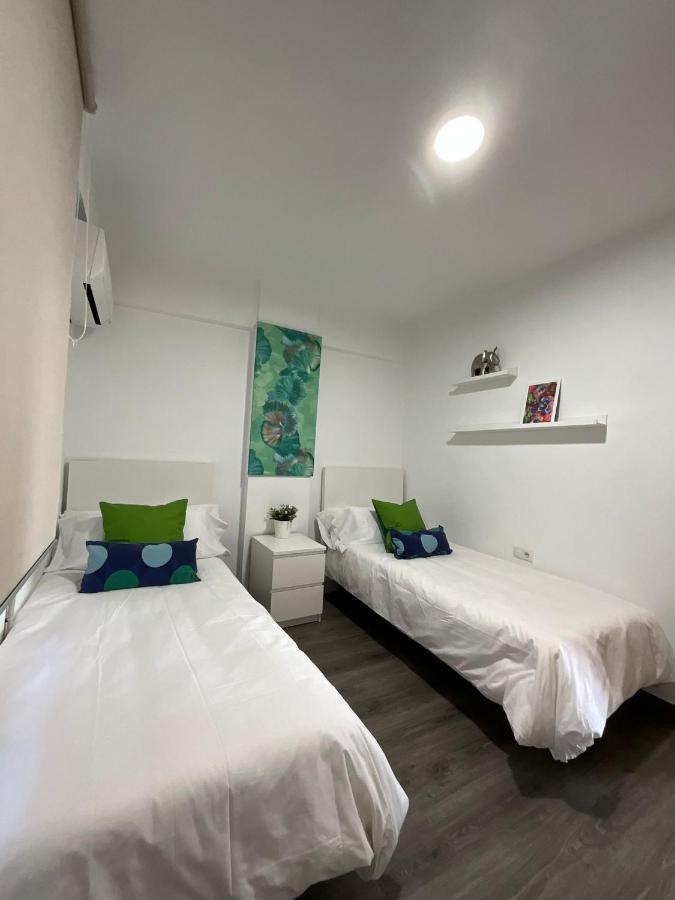 Ayala Apartamento Málaga Exteriör bild
